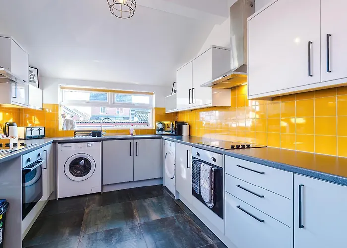 Barton House - Sleeping 10 Сasa de vacaciones Mánchester