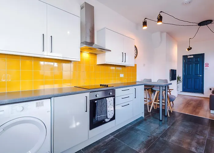 Barton House - Sleeping 10