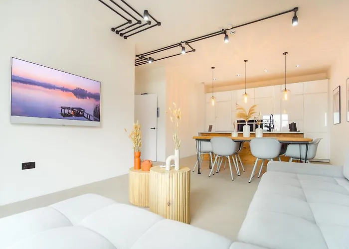 Scandinavian By The Heim