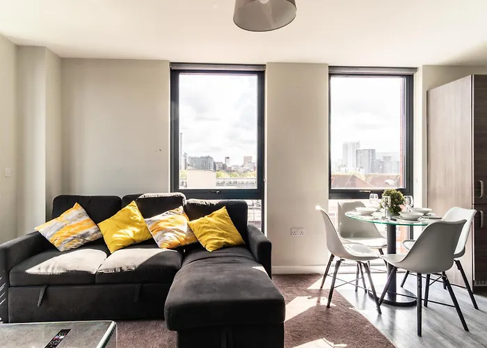 Prime Location 1 Bed Penthouse Manchester