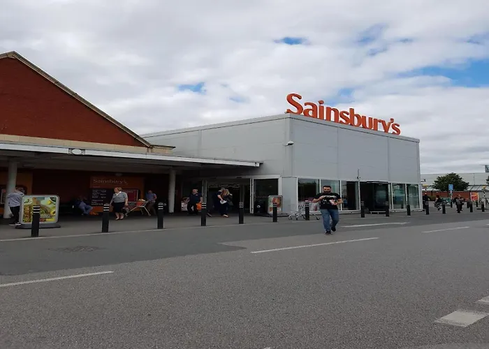 1b-steps To Uni&stadium- Wi-fi Netflix Breakfast Apartmán *