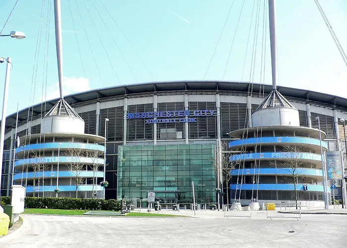 1b-steps To Uni&stadium- Wi-fi Netflix Breakfast 아파트