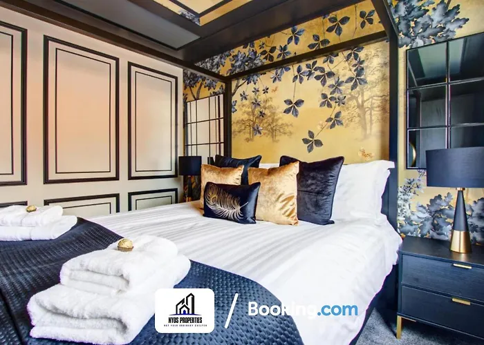 펜션 3 Bedroom By Nyos Short Lets & Serviced With Garden *