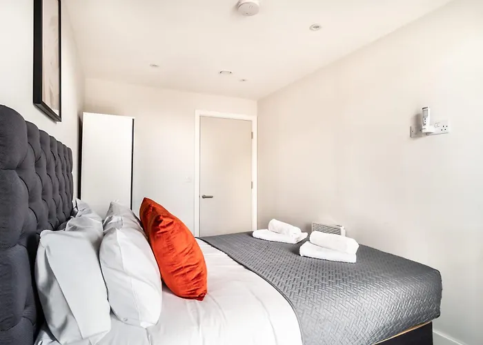 Modern 3 Bedroom 맨체스터