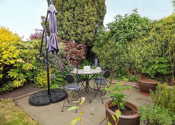 Pass The Keys Picture Perfect Haven In Didsbury Village - Free Parking & Ev Station マンチェスター