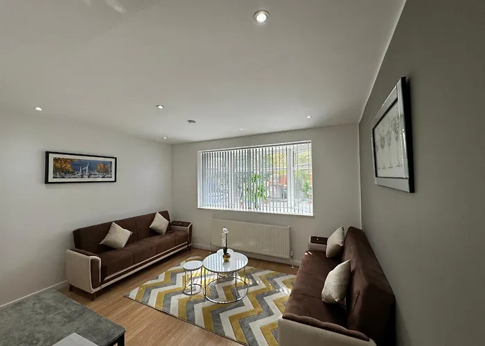 Mk Apartments, Chorlton, Car Park *