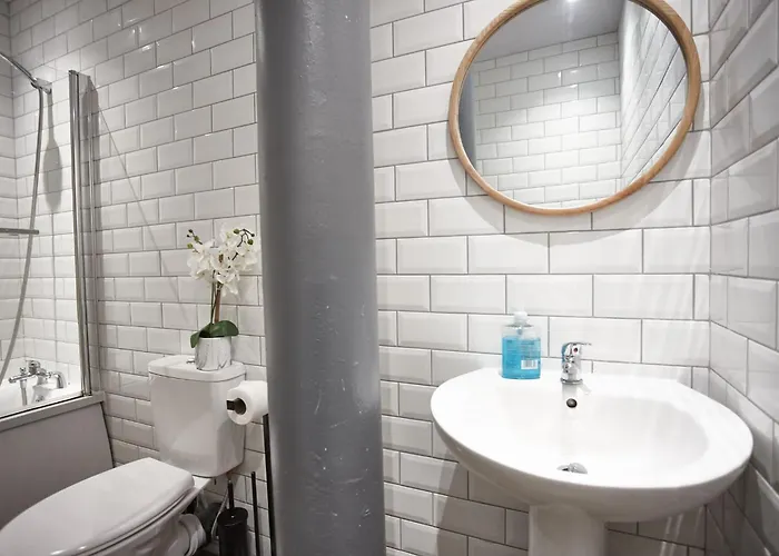 The Peridot Apartment Manchester