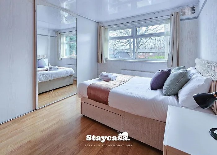 Large 6br House Free Parking & Wifi *