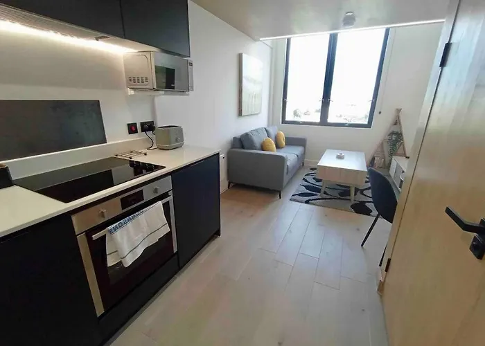 1 Bedroom Duplex In *
