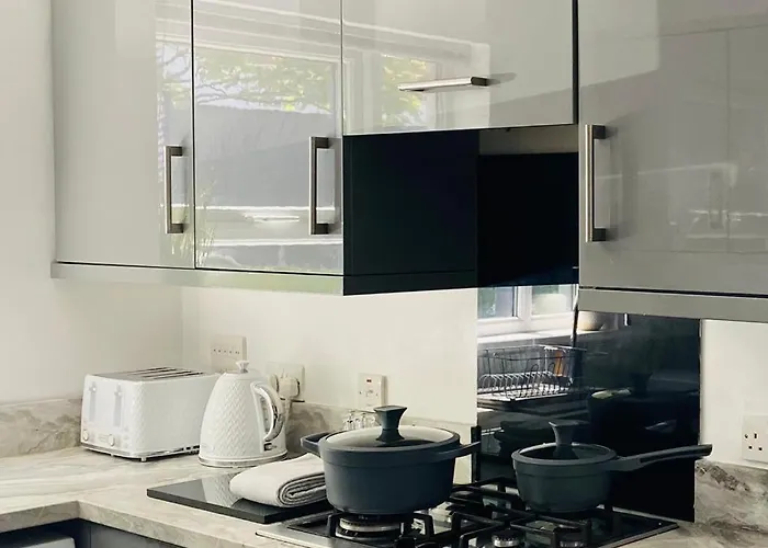 Modern, Stylish And Central