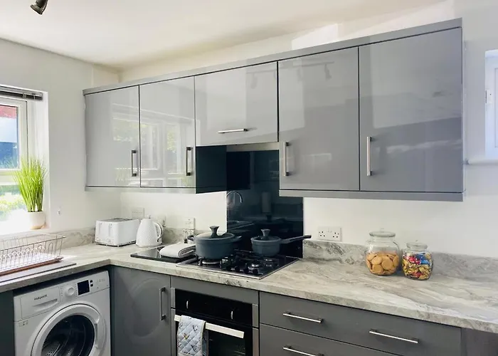 Δωμάτια σε οικογενειακή κατοικία Modern, Stylish And Central