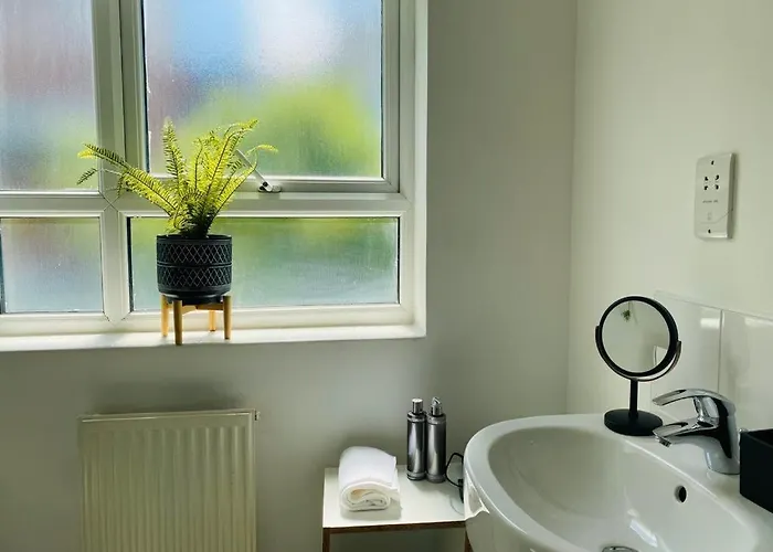 Privatunterkunft Modern, Stylish And Central *