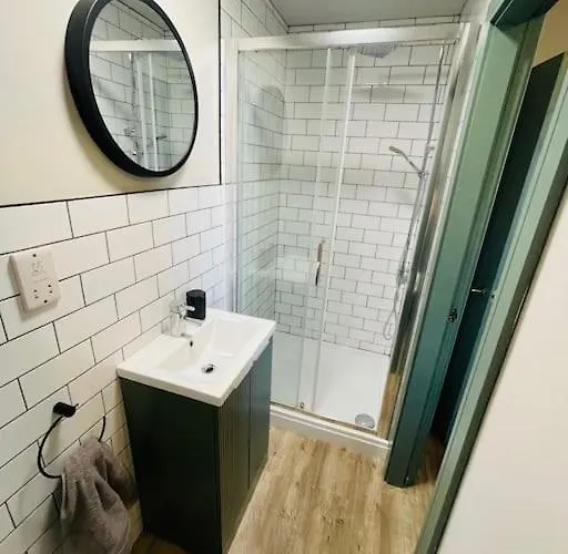 Brantwood - 3 Manchester