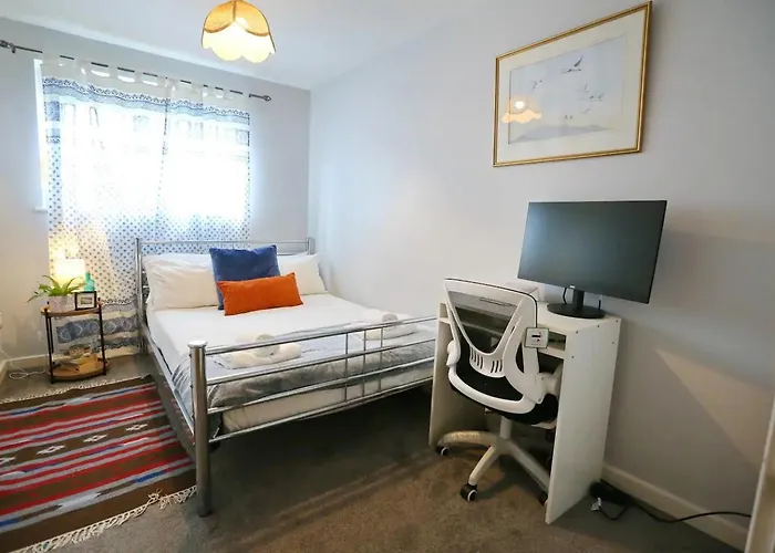 Free Parking X2 Walk To Man - Pass The Keys Appartement