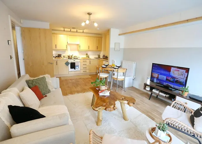 Walk To Man & With Free Parking - Pass The Keys Appartement Manchester