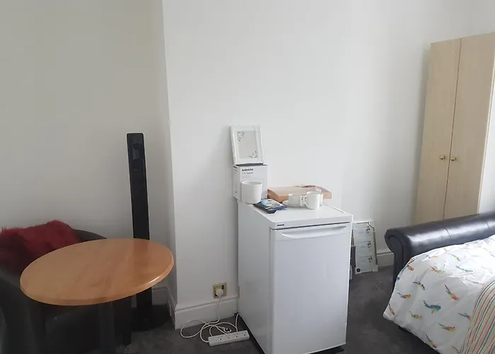 A Quiet & Comfortable 4 Bedroom House