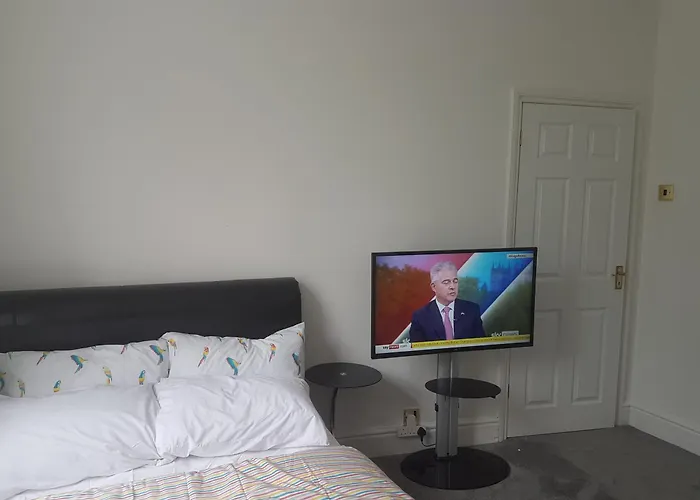 A Quiet & Comfortable 4 Bedroom House