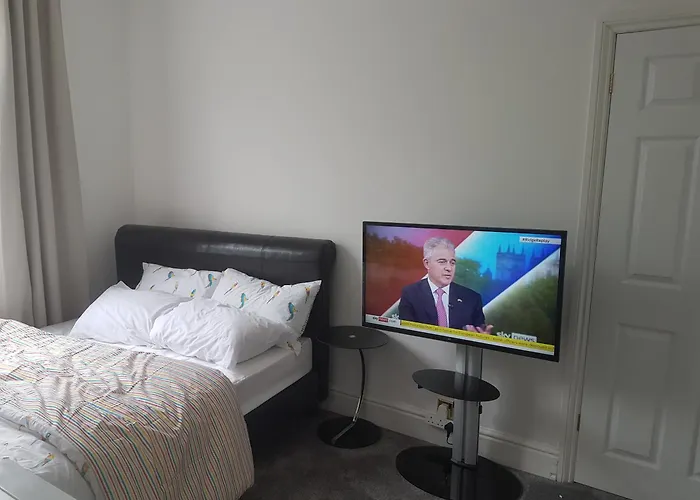 Accommodatie bij particulieren A Quiet & Comfortable 4 Bedroom House