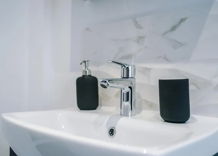 The Retreat Near Salford Quays