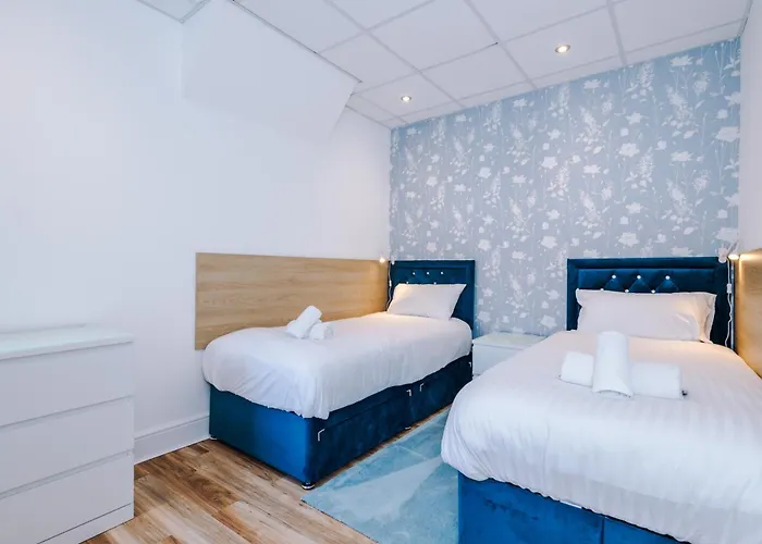 The Retreat Near Salford Quays *