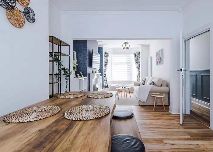 Semesterbostad The Retreat Near Salford Quays *