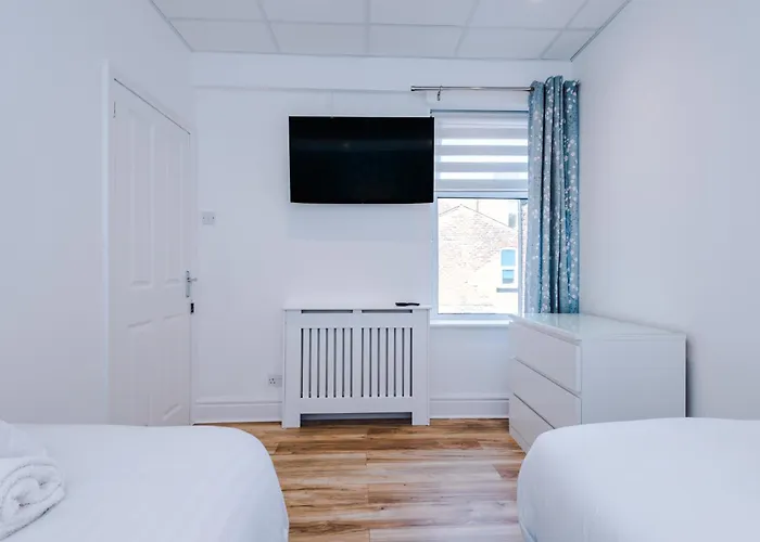 The Retreat Near Salford Quays 맨체스터