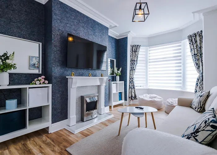 The Retreat Near Salford Quays 펜션 *