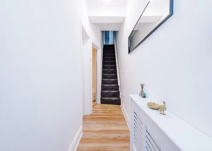 4 Bedroom Victorian House Manchester