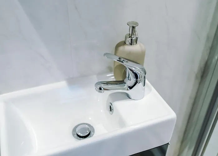 4 Bedroom Victorian House Casa de Férias *