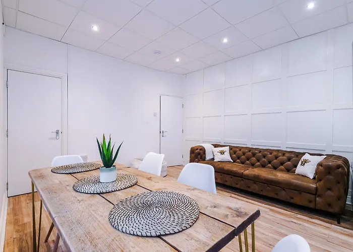 Prázdninový dům 4 Bedroom Victorian House *