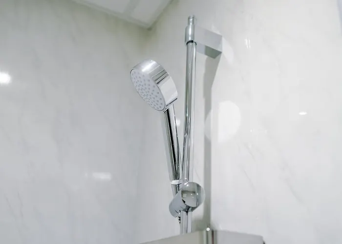 4 Bedroom Victorian House