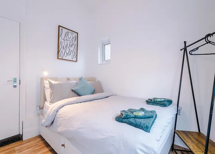 4 Bedroom Victorian House Manchester