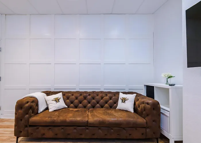 別荘 4 Bedroom Victorian House