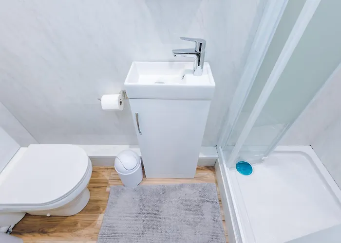 別荘 4 Bedroom Victorian House