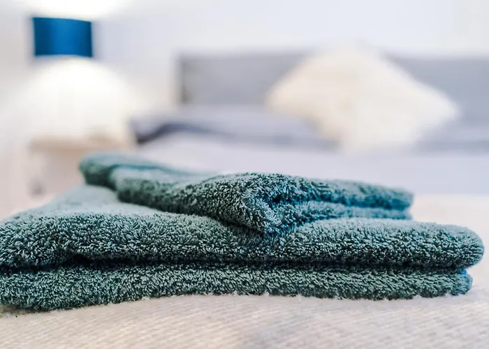 4 Bedroom Victorian House *