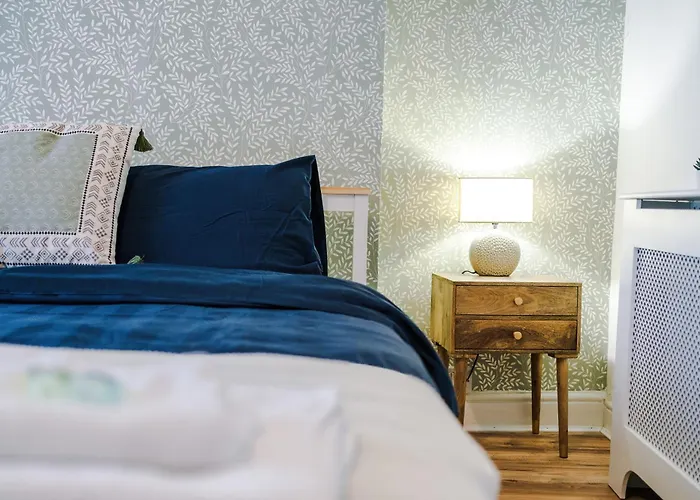 別荘 4 Bedroom Victorian House