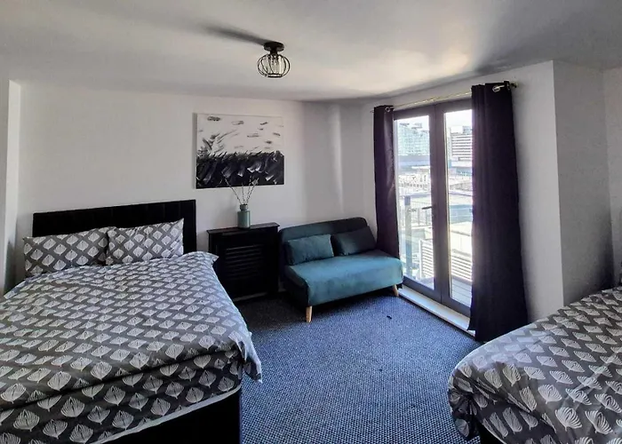 Apartment Penthouse - 2 Bedroom Manchester