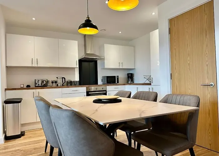 Beautiful Waterside Near Old Trafford Manchester