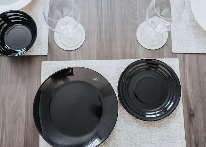 Σπίτι διακοπών Spacious 3br - Pool Table - Games - Sleeps 9 Μάντσεστερ