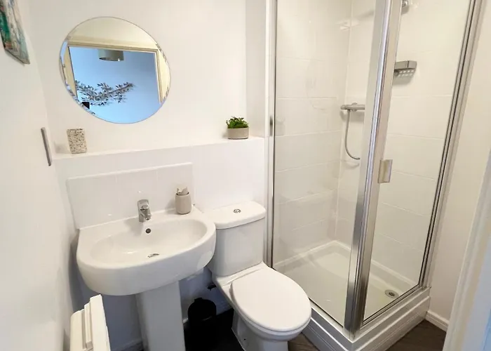 2 Bed Sportcity Opposite Etihad Stadium & Coop Live *