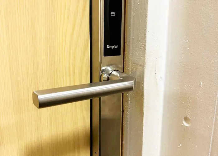 2 Bed Sportcity Opposite Etihad Stadium & Coop Live *