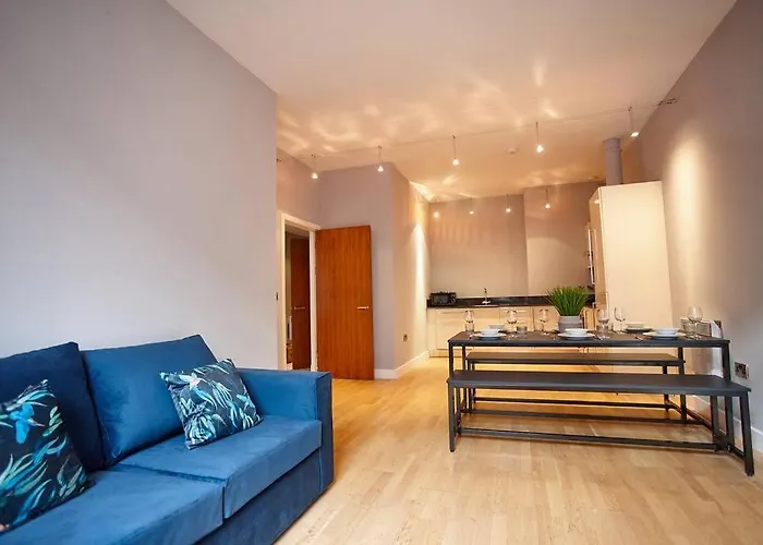 The Diamond * Manchester