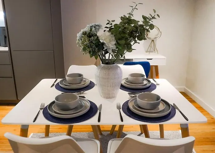 Classy 2-br, 3-bath Sleeps 5, High Speed Unlimited Wifi マンチェスター