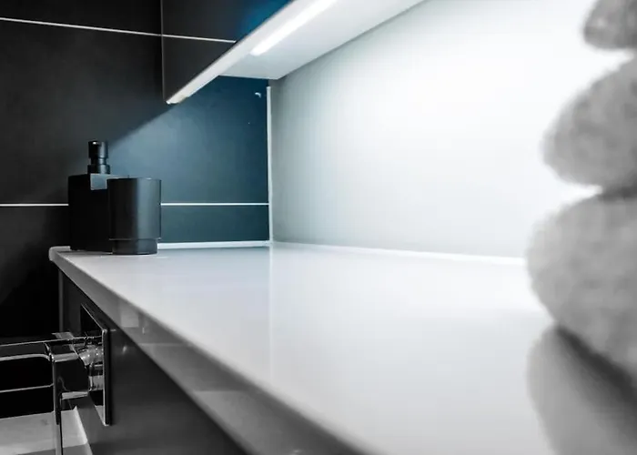 Classy 2-br, 3-bath Sleeps 5, High Speed Unlimited Wifi * マンチェスター