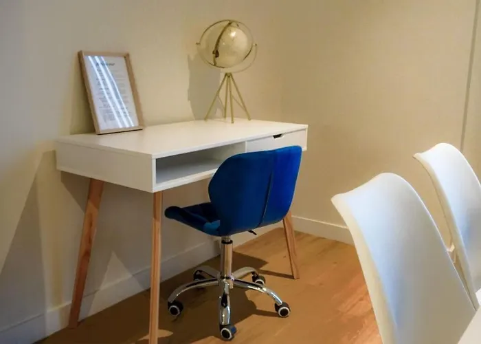 Classy 2-br, 3-bath Sleeps 5, High Speed Unlimited Wifi Apartmán