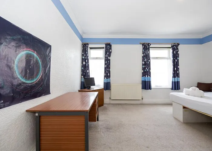 Guestready - Enchanting Life In Gorse Hill Semesterbostad *