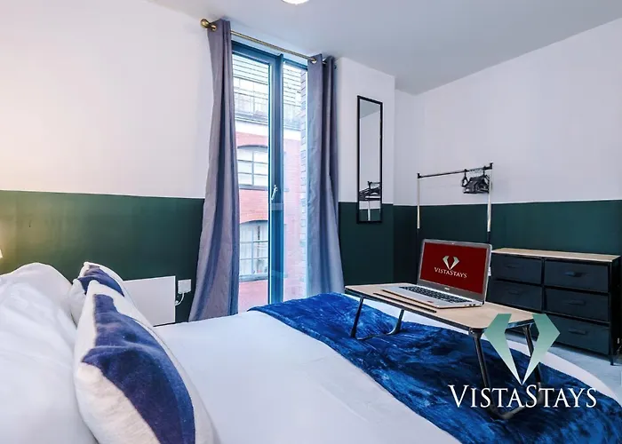 2bdr By Vista Short Lets & Serviced With Pool Table & Free Wifi *