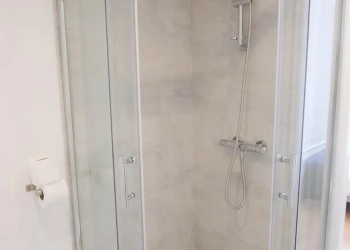 Modern & Premium 2br 2ba Center Apartament *