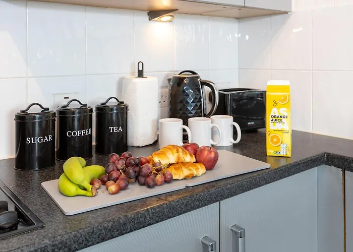 Manchester, Etihad Stadium View , Coop Live, Modern 2 Bed Apartment, 아파트 *