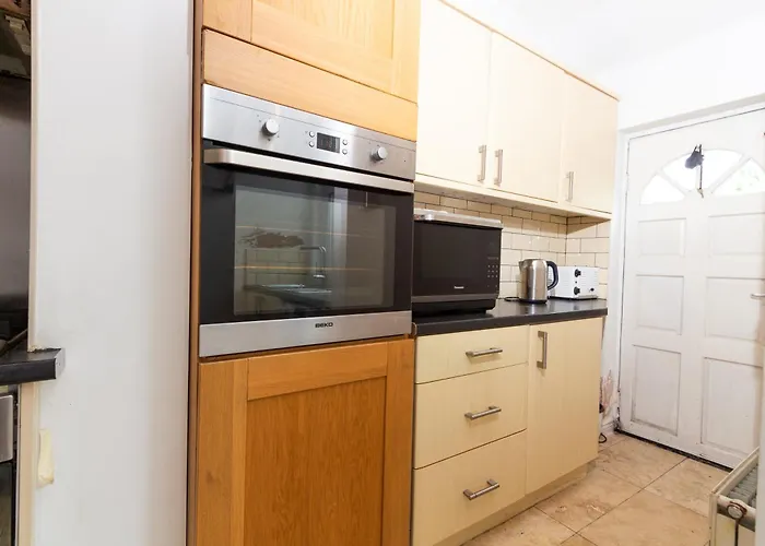 Homely Ensuite Near Centre Μάντσεστερ